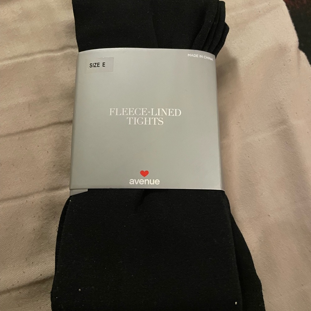 NWT Avenue Black Fleece-Lined Tights